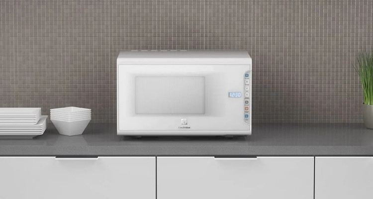 Micro-ondas Electrolux 31L MI41T