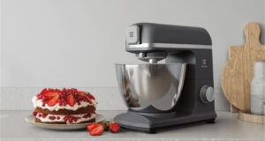 Batedeira Planetária Electrolux Expert KMP70