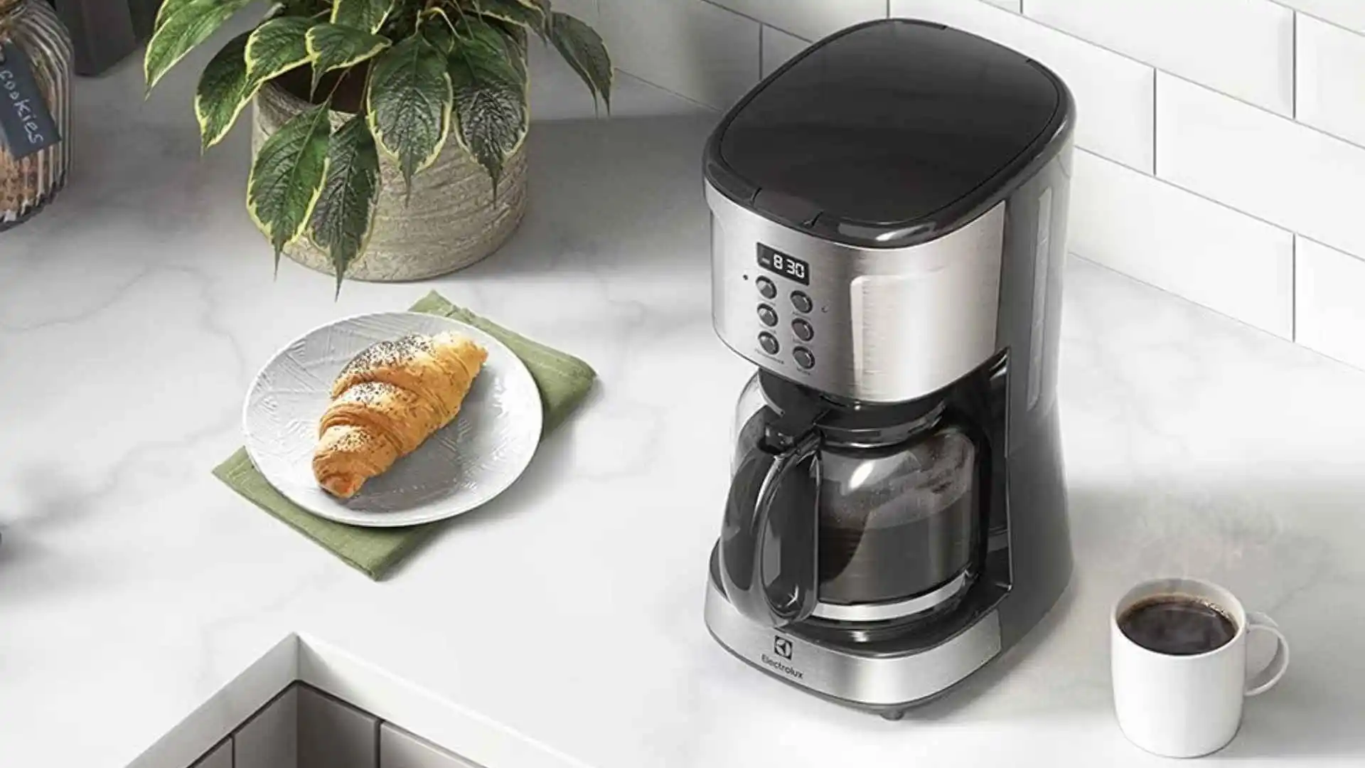 Cafeteira Elétrica Electrolux ECM30