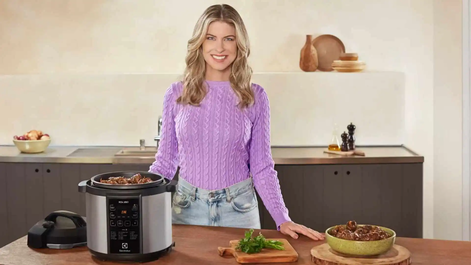 Panela de Pressão Elétrica Electrolux PCC20