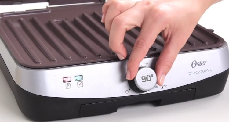 Grill Oster Bioceramic 2 em 1