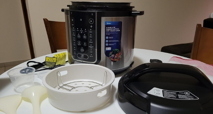 Panela de Pressão Elétrica Mastersteam Midea