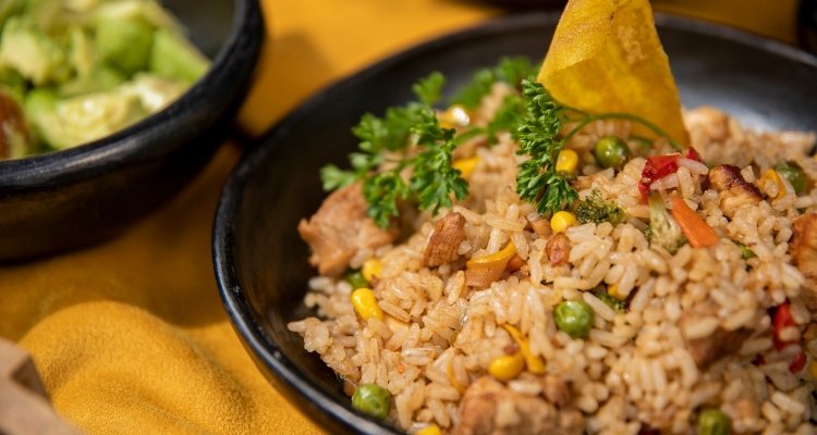 Panela de Arroz Elétrica Electrolux por Rita Lobo RCB50