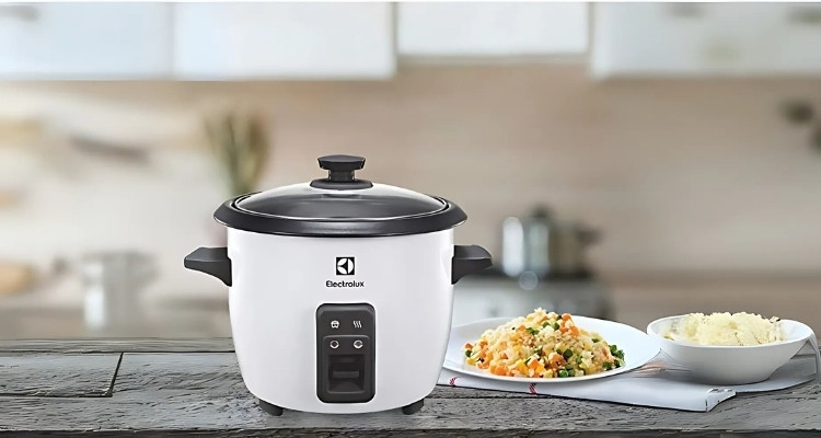 Panela de Arroz Elétrica Electrolux por Rita Lobo RCB50