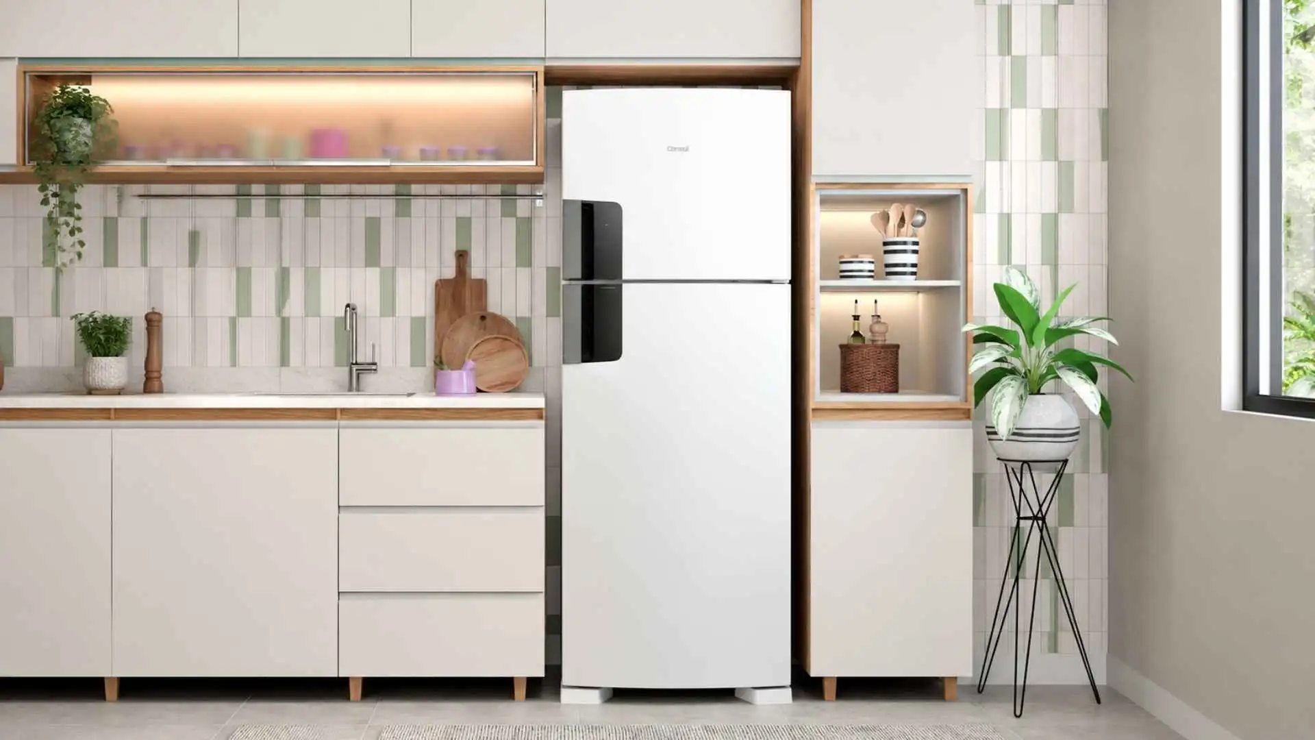 Geladeira Consul 455L CRM53MB branca instalada em um nicho de cozinha planejada moderna com armários claros