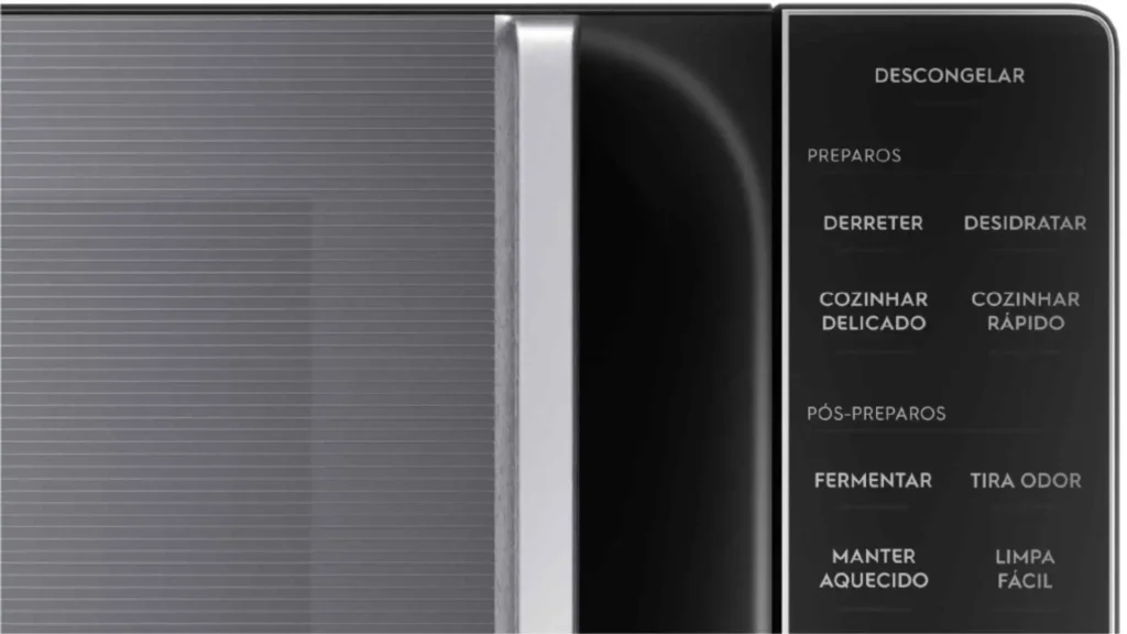 Detalhe das funções e botões do painel digital do Micro-ondas Electrolux ME36S 36L