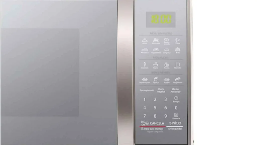 Detalhe do painel digital sensível ao toque do micro-ondas LG MS3043BR Prata