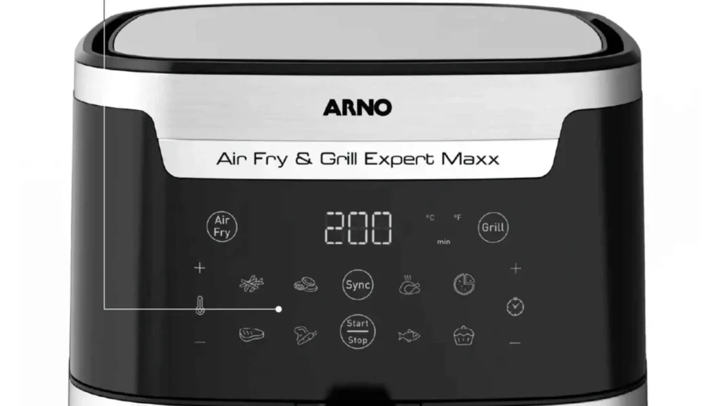 Painel digital touch screen da Fritadeira Arno Airfry & Grill Expert Maxx Digital AFD6 com 8 funções pré-programadas